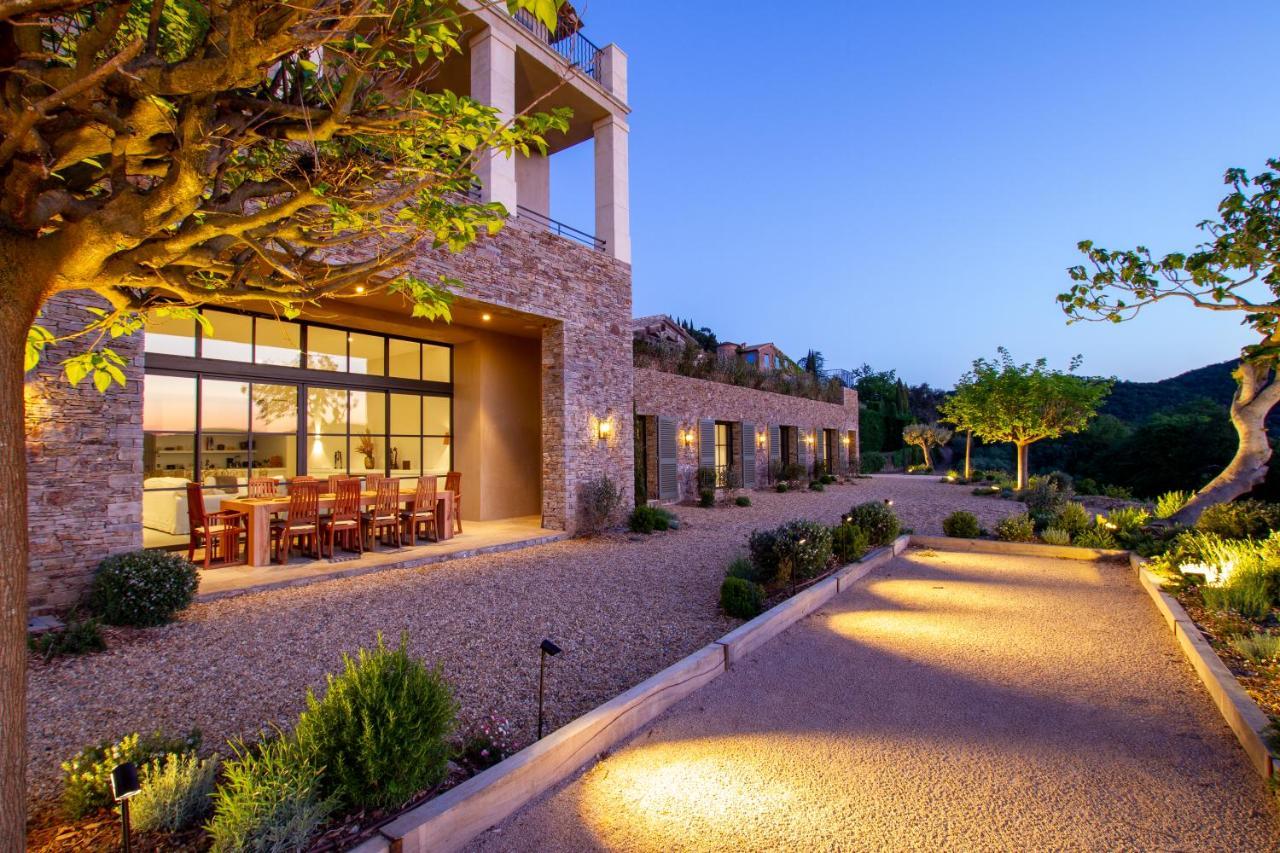 Le Mas Saint Michel Grimaud Acomodação com café da manhã Exterior foto