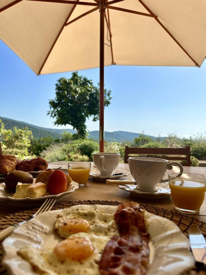 Le Mas Saint Michel Grimaud Acomodação com café da manhã Exterior foto